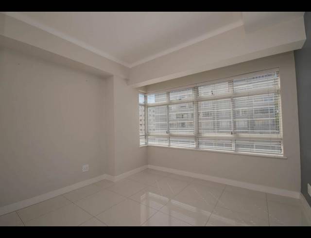 2 BEDROOM PROPERTY TO RENT IN SEA POINT